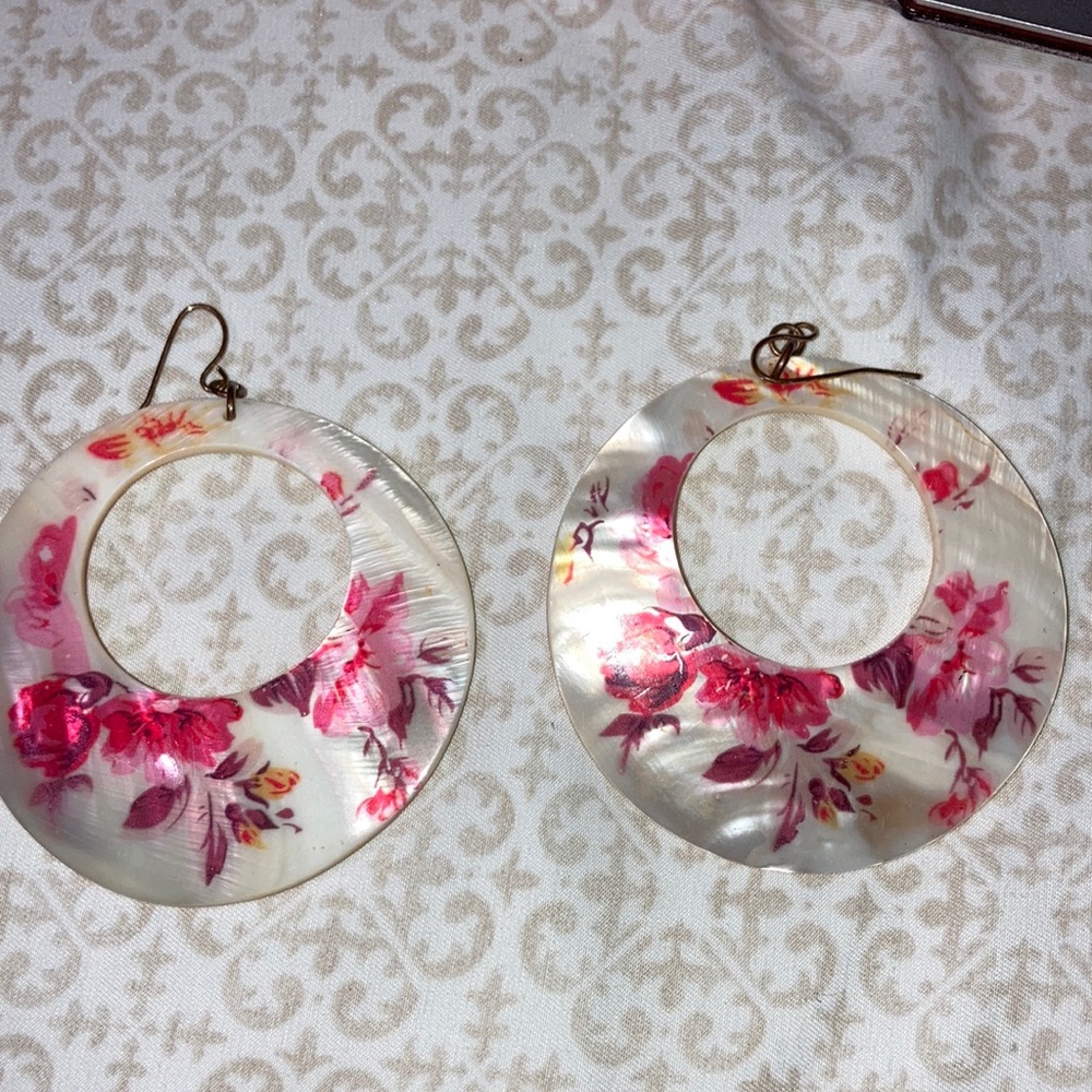 Flower stamped shell earrings